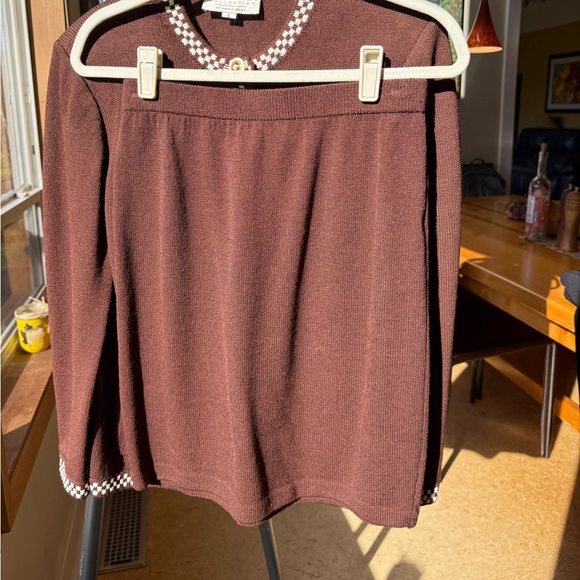 St. John Brown Jacket with Checkered Trim & Matching Skirt - Picture 6 of 9